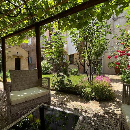 Il Cantuccio- Appartamento In Centro Con Giardino Volterra Exterior foto
